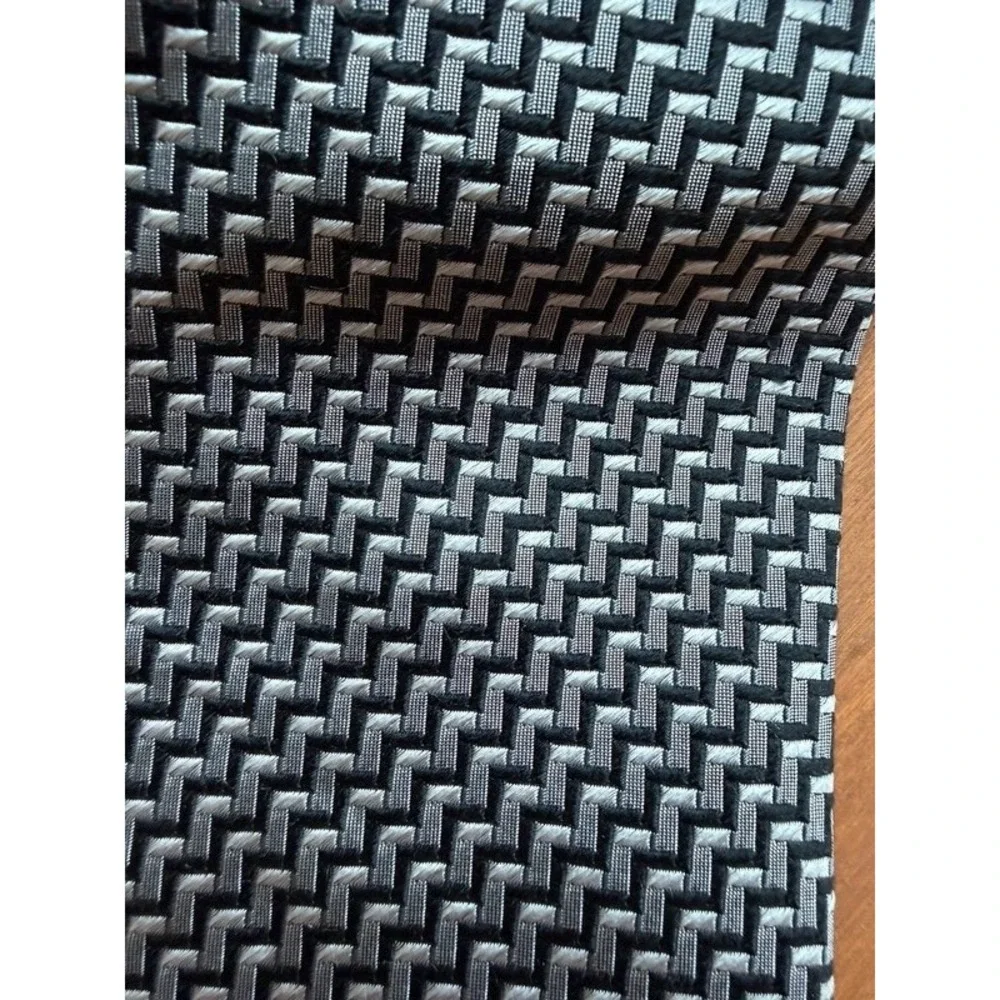 Pantani Men's 100% Silk Tie Black Silver Geometric Basket Weave 3
